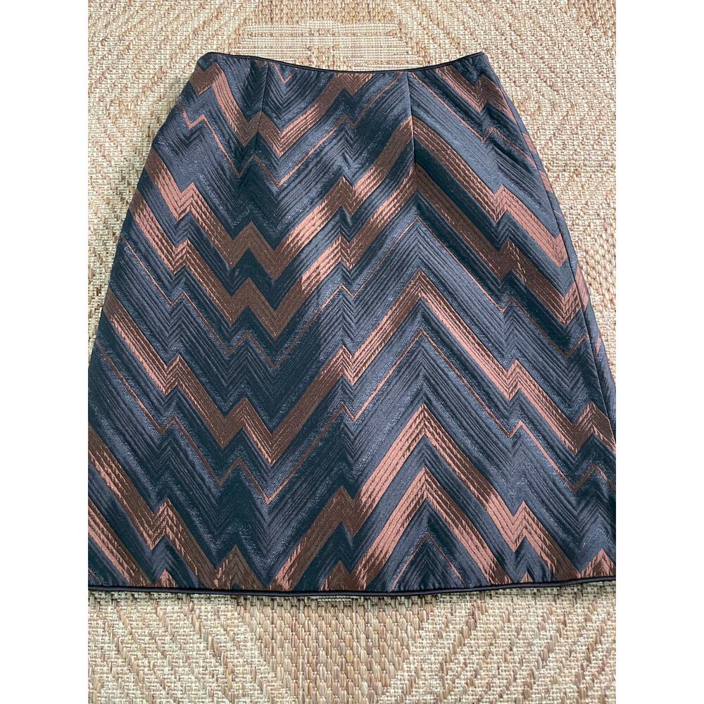 Akris Punto Bronze Black knee length chevron Skirt - Picture 3 of 8